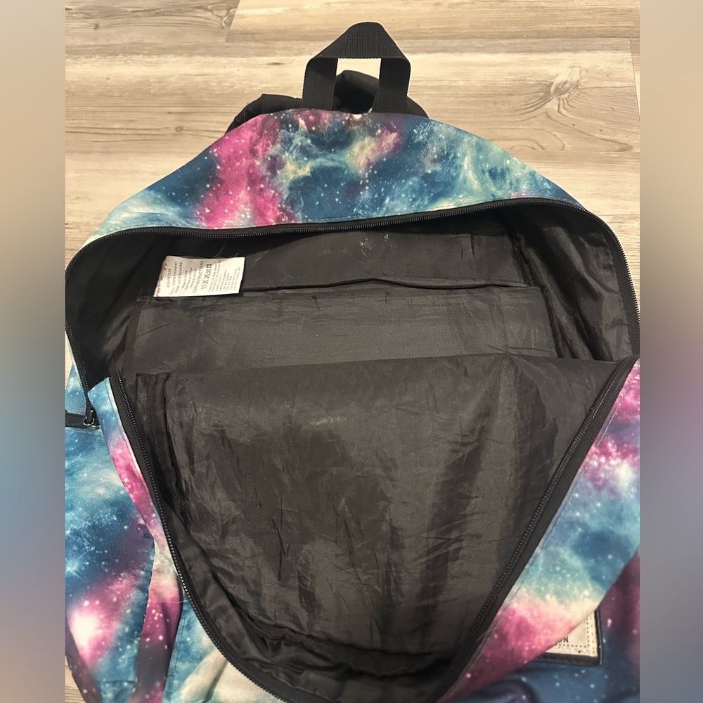 HotStyle Galaxy Print Backpack Spacious Durable School Travel Bag - Picture 3 of 5
